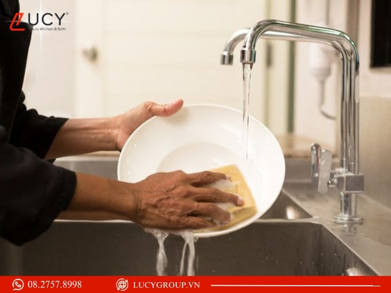 Tại sao nên chọn mua vòi rửa bát tại Lucy Group